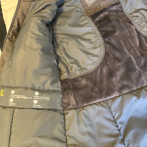 LOLE Women’s Winter Jacket - Picture 6 of 16